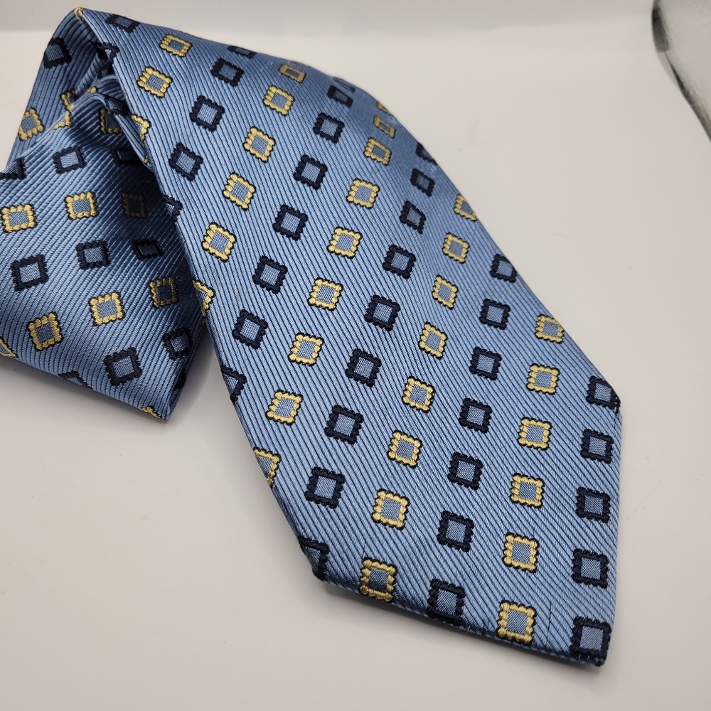 HOLT Renfrew Blue Black & Yellow 100% Silk Tie Made In Italy